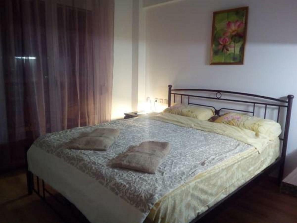 Comfortable Inexpensive Apartmets Near Metro เอเธนส์ ภายนอก รูปภาพ